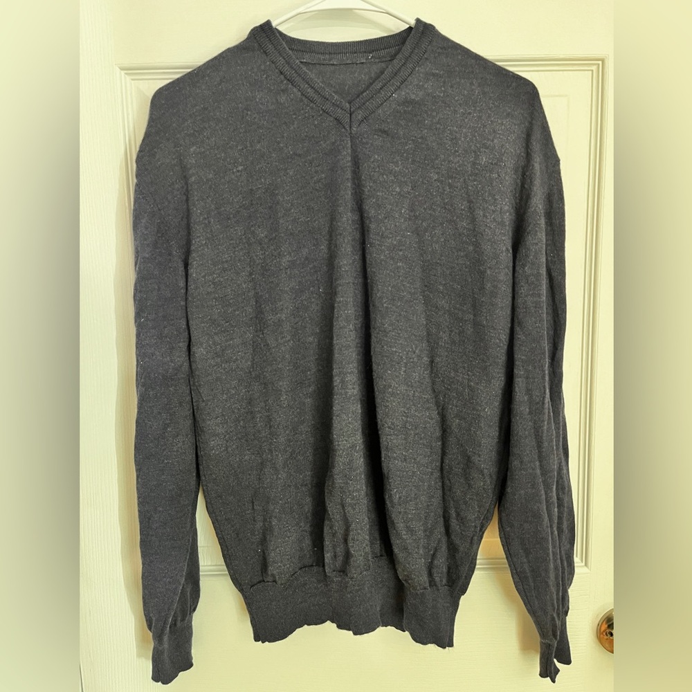 100% Pure Wool Woolmark Navy Blue V-Neck Sweater